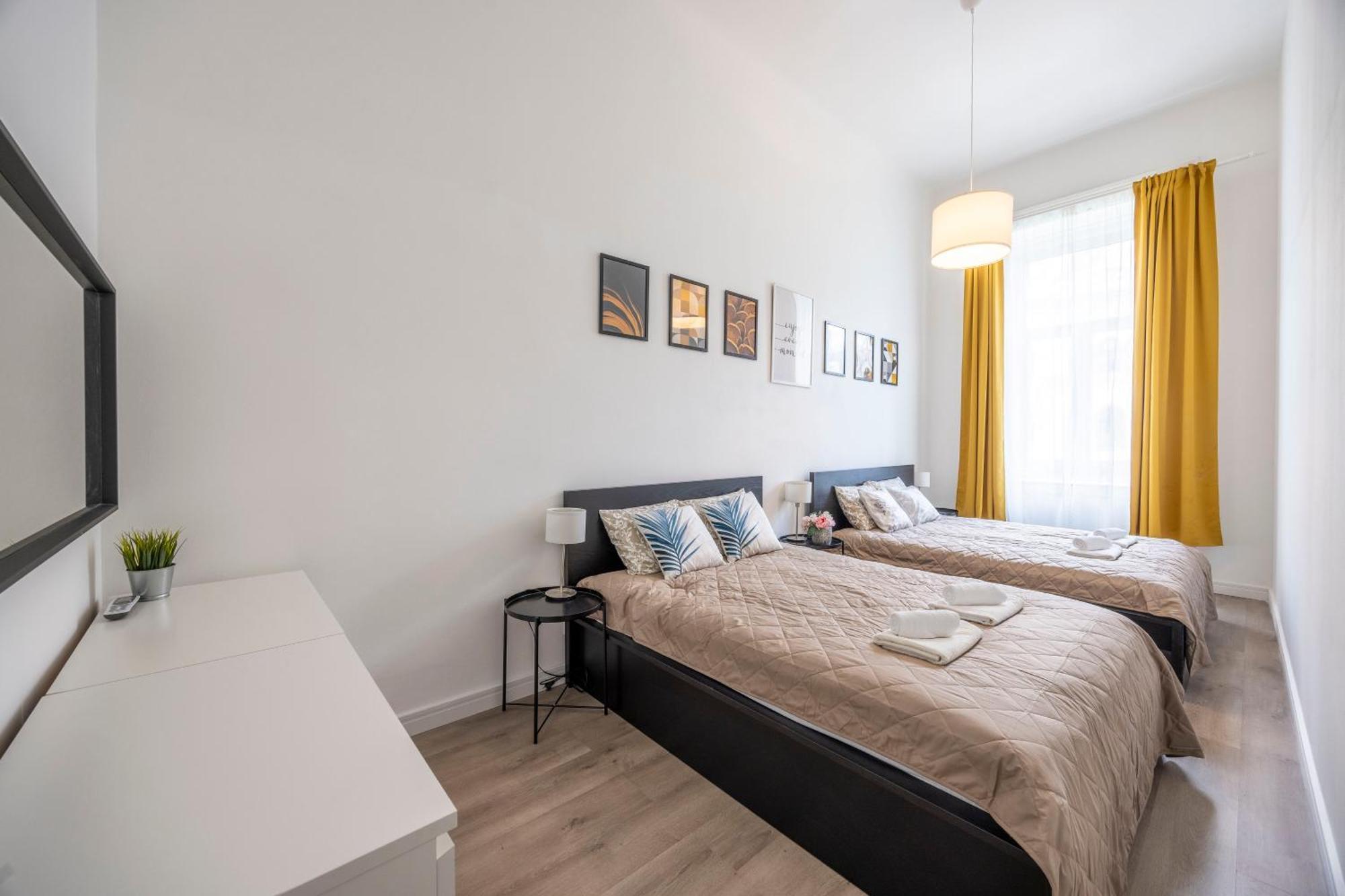 Spacious Cozy Home With 4Bedroom In The Heart Of Bp Budapest Extérieur photo