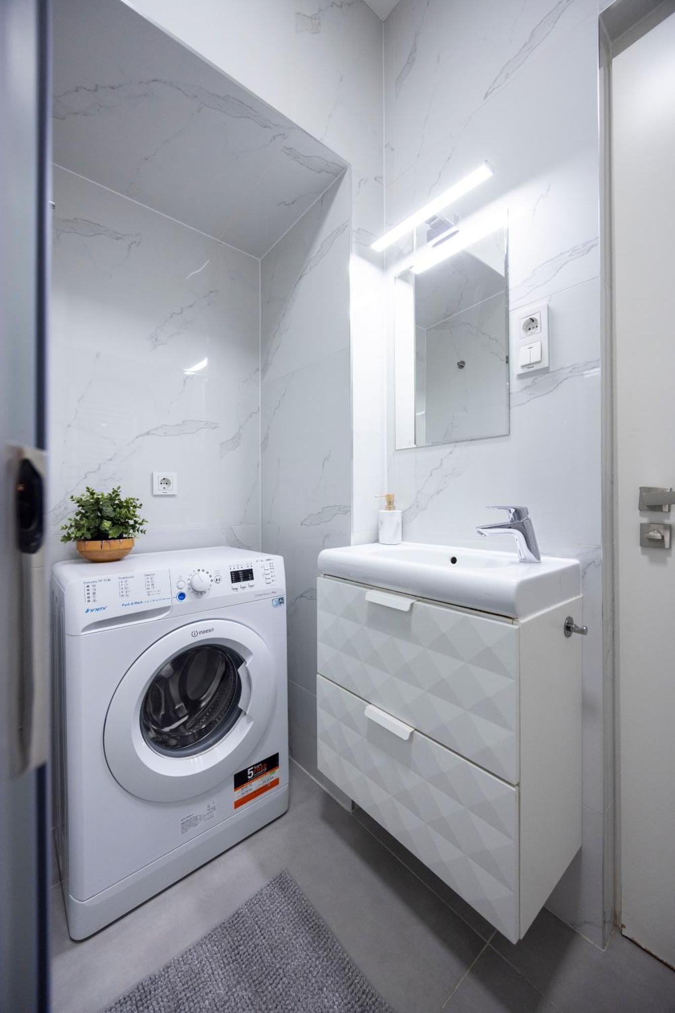 Spacious Cozy Home With 4Bedroom In The Heart Of Bp Budapest Extérieur photo